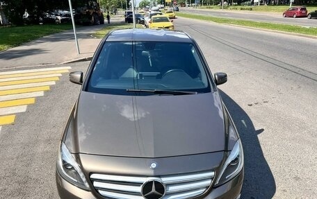 Mercedes-Benz B-Класс, 2013 год, 1 390 000 рублей, 2 фотография
