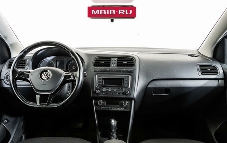 Volkswagen Polo VI (EU Market), 2017 год, 1 099 000 рублей, 10 фотография