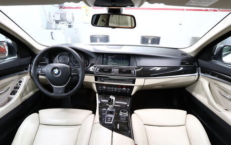 BMW 5 серия, 2011 год, 1 950 000 рублей, 25 фотография