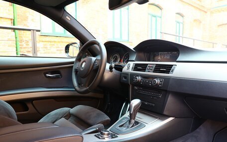 BMW 3 серия, 2011 год, 2 499 999 рублей, 15 фотография