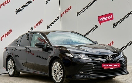 Toyota Camry, 2018 год, 2 795 000 рублей, 3 фотография