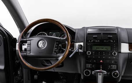 Volkswagen Touareg III, 2009 год, 1 395 000 рублей, 10 фотография