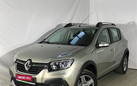 Renault Sandero II рестайлинг, 2021 год, 1 750 000 рублей, 1 фотография