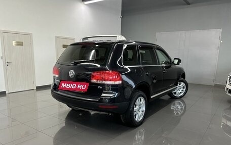 Volkswagen Touareg III, 2005 год, 895 000 рублей, 2 фотография