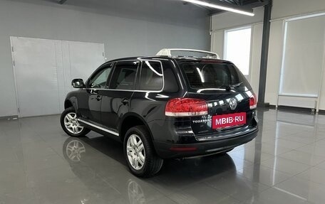 Volkswagen Touareg III, 2005 год, 895 000 рублей, 6 фотография