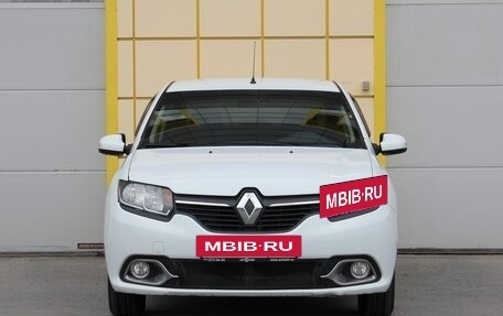 Renault Logan II, 2018 год, 985 000 рублей, 9 фотография