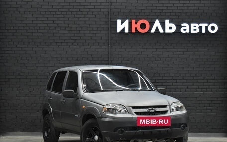 Chevrolet Niva I рестайлинг, 2010 год, 400 000 рублей, 3 фотография