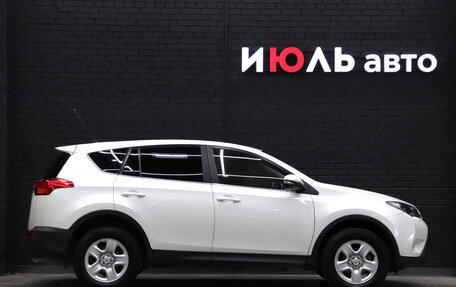 Toyota RAV4, 2014 год, 2 380 000 рублей, 10 фотография