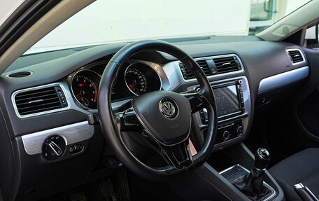 Volkswagen Jetta VI, 2018 год, 1 370 000 рублей, 17 фотография