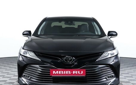 Toyota Camry, 2018 год, 3 348 000 рублей, 2 фотография