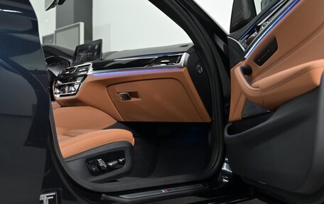 BMW 5 серия, 2021 год, 6 195 000 рублей, 15 фотография