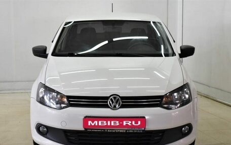 Volkswagen Polo VI (EU Market), 2013 год, 795 000 рублей, 2 фотография