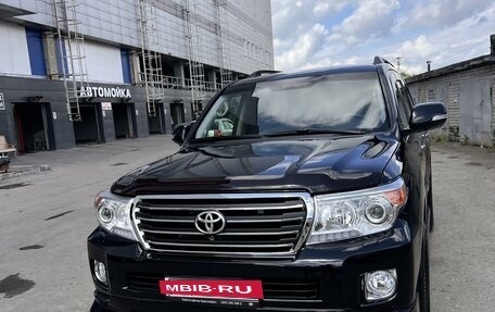 Toyota Land Cruiser 200, 2015 год, 5 500 000 рублей, 7 фотография