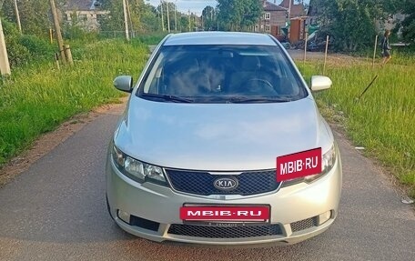 KIA Cerato III, 2009 год, 690 000 рублей, 2 фотография