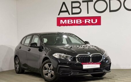 BMW 1 серия, 2020 год, 2 650 000 рублей, 16 фотография