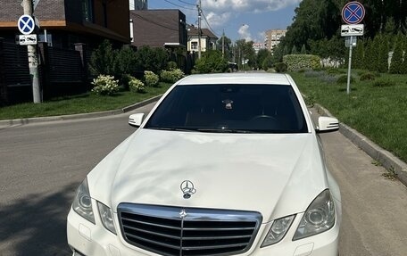 Mercedes-Benz E-Класс, 2009 год, 1 850 000 рублей, 2 фотография