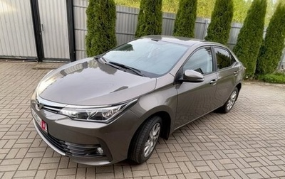 Toyota Corolla, 2018 год, 2 310 000 рублей, 1 фотография