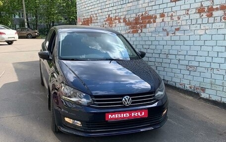 Volkswagen Polo VI (EU Market), 2017 год, 1 095 000 рублей, 1 фотография