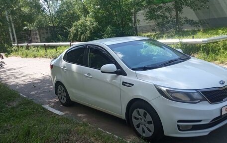 KIA Rio III рестайлинг, 2015 год, 750 000 рублей, 2 фотография