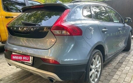 Volvo V40 Cross Country I, 2018 год, 2 500 000 рублей, 8 фотография