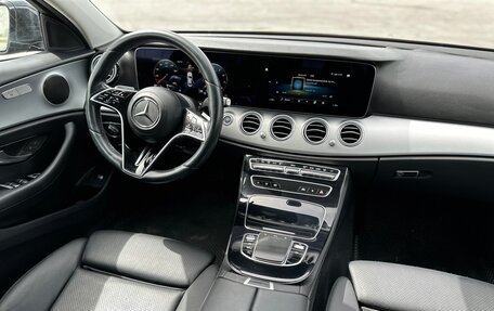 Mercedes-Benz E-Класс, 2021 год, 4 400 000 рублей, 6 фотография