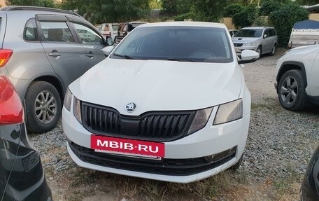 Skoda Octavia, 2018 год, 1 290 000 рублей, 2 фотография