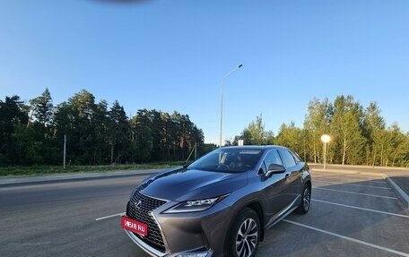 Lexus RX IV рестайлинг, 2020 год, 4 950 000 рублей, 1 фотография