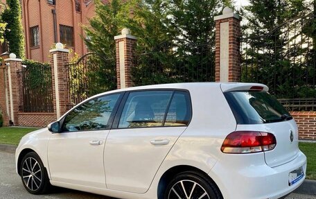 Volkswagen Golf VI, 2011 год, 798 000 рублей, 1 фотография