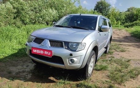 Mitsubishi L200 IV рестайлинг, 2011 год, 1 430 000 рублей, 1 фотография