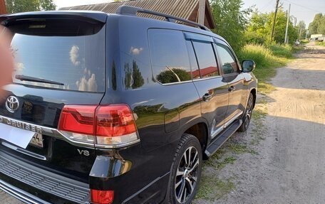 Toyota Land Cruiser 200, 2016 год, 6 500 000 рублей, 7 фотография