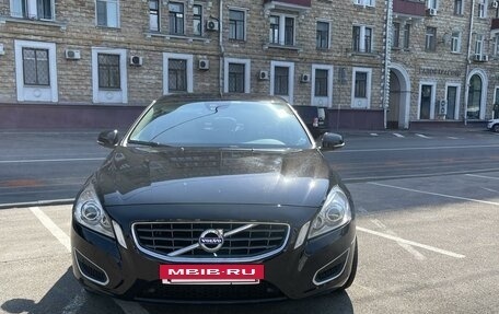 Volvo S60 III, 2012 год, 1 400 000 рублей, 2 фотография