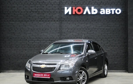 Chevrolet Cruze II, 2011 год, 800 000 рублей, 1 фотография