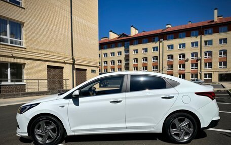 Hyundai Solaris II рестайлинг, 2020 год, 1 820 000 рублей, 7 фотография