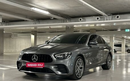 Mercedes-Benz E-Класс, 2021 год, 4 950 000 рублей, 3 фотография