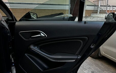 Mercedes-Benz CLA, 2018 год, 2 200 000 рублей, 23 фотография