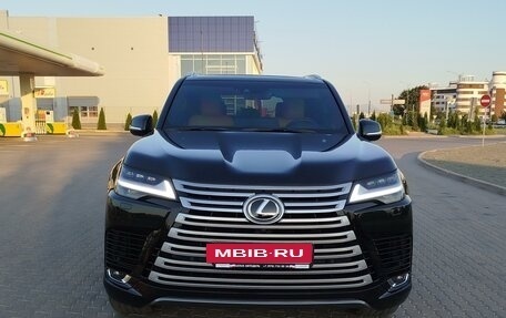 Lexus LX, 2023 год, 19 000 000 рублей, 3 фотография