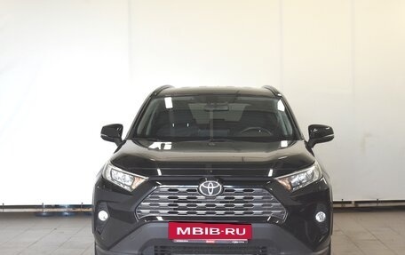 Toyota RAV4, 2020 год, 2 930 000 рублей, 3 фотография