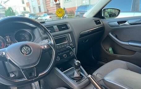 Volkswagen Jetta VI, 2016 год, 1 270 000 рублей, 5 фотография