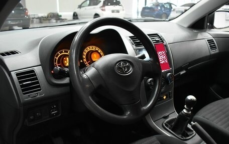 Toyota Corolla, 2009 год, 1 060 000 рублей, 10 фотография