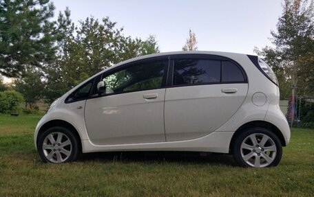 Mitsubishi i-MiEV, 2010 год, 680 000 рублей, 1 фотография