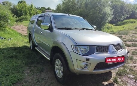 Mitsubishi L200 IV рестайлинг, 2011 год, 1 430 000 рублей, 4 фотография