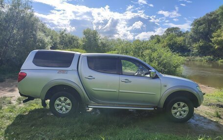 Mitsubishi L200 IV рестайлинг, 2011 год, 1 430 000 рублей, 6 фотография