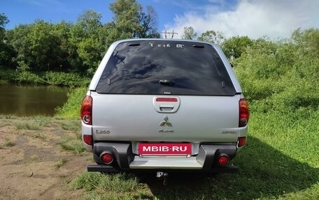 Mitsubishi L200 IV рестайлинг, 2011 год, 1 430 000 рублей, 8 фотография