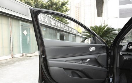 Hyundai Elantra, 2024 год, 2 200 000 рублей, 7 фотография
