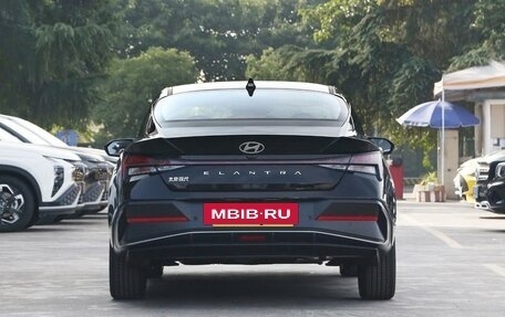 Hyundai Elantra, 2024 год, 2 200 000 рублей, 2 фотография