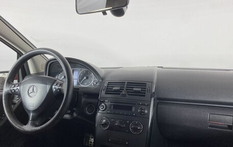 Mercedes-Benz A-Класс, 2012 год, 810 000 рублей, 15 фотография