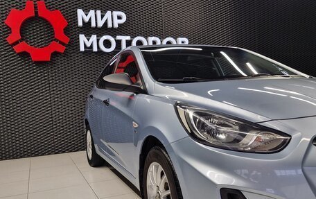 Hyundai Solaris II рестайлинг, 2012 год, 970 000 рублей, 6 фотография