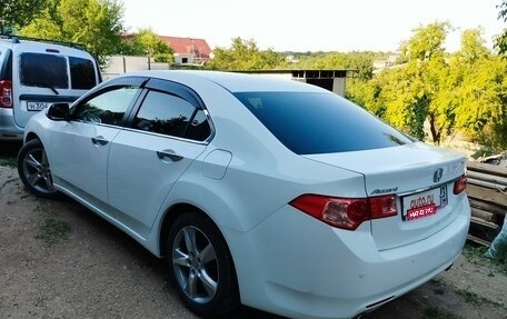 Honda Accord VIII рестайлинг, 2012 год, 2 150 000 рублей, 3 фотография