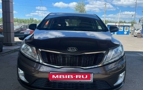 KIA Rio III рестайлинг, 2014 год, 949 000 рублей, 2 фотография