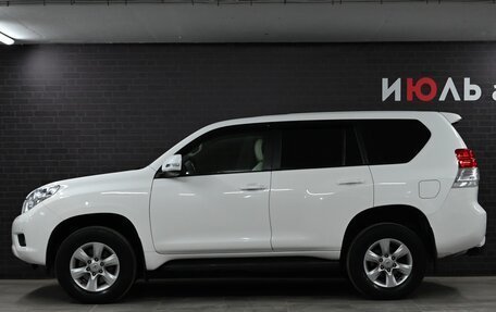 Toyota Land Cruiser Prado 150 рестайлинг 2, 2013 год, 3 150 000 рублей, 9 фотография